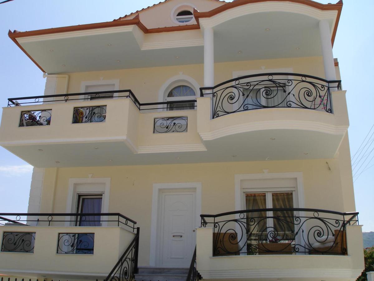 Prime Luxury Villa Beach Front Vrasná エクステリア 写真