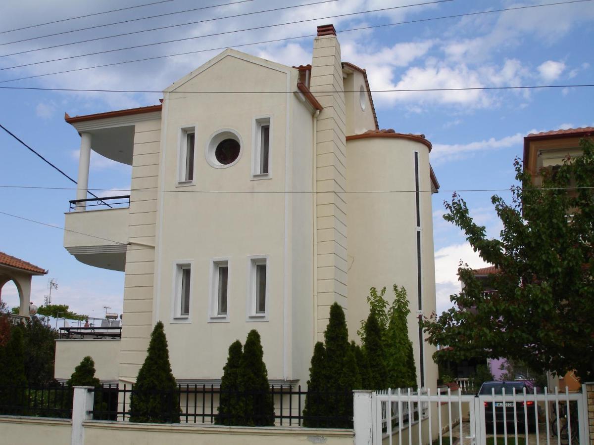 Prime Luxury Villa Beach Front Vrasná エクステリア 写真