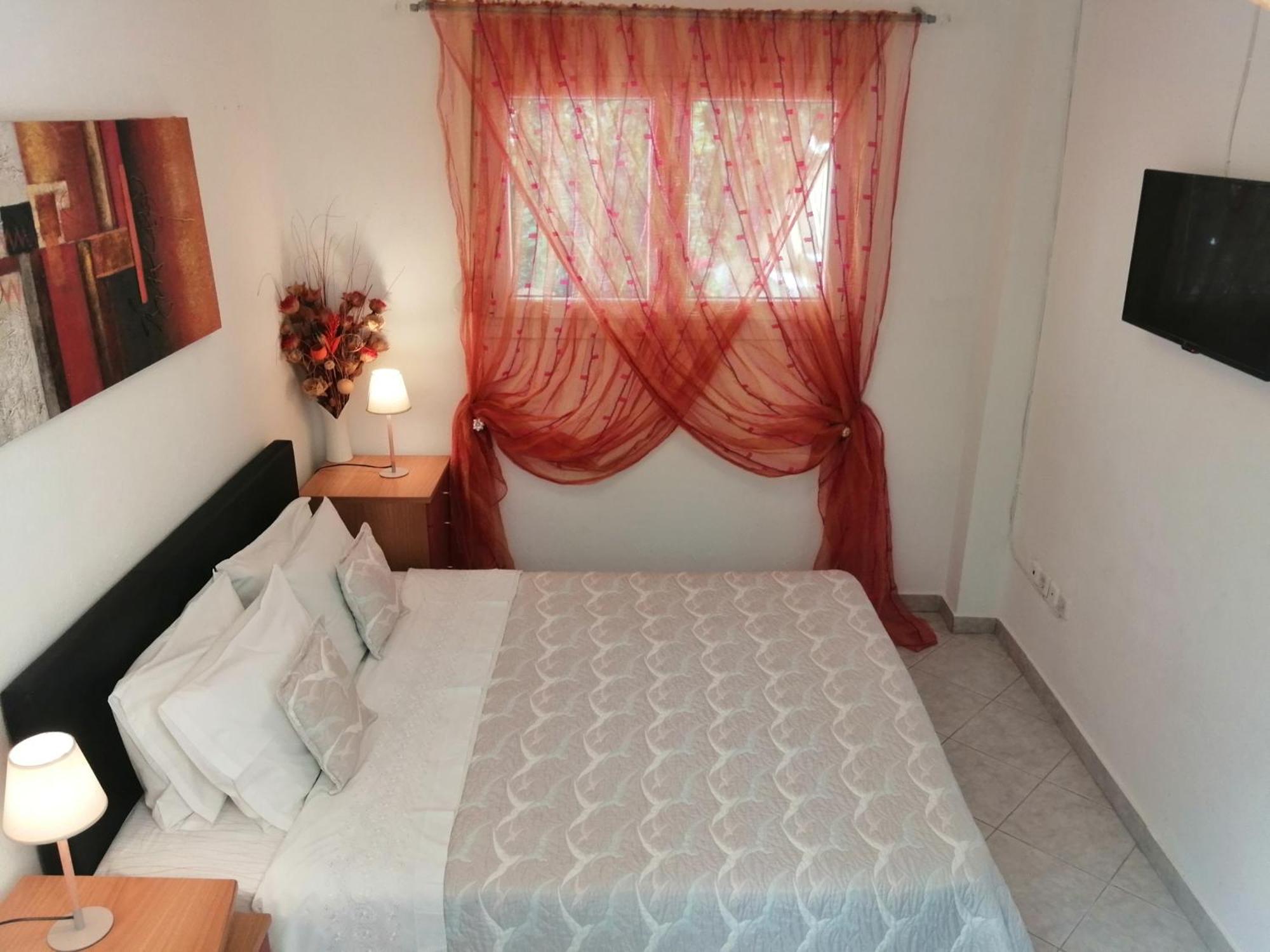 Prime Luxury Villa Beach Front Vrasná エクステリア 写真